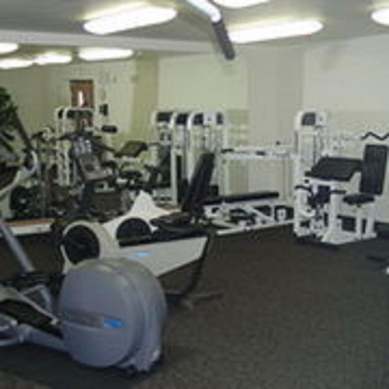 Travelodge By Wyndham Clinton Valley West Court エクステリア 写真
