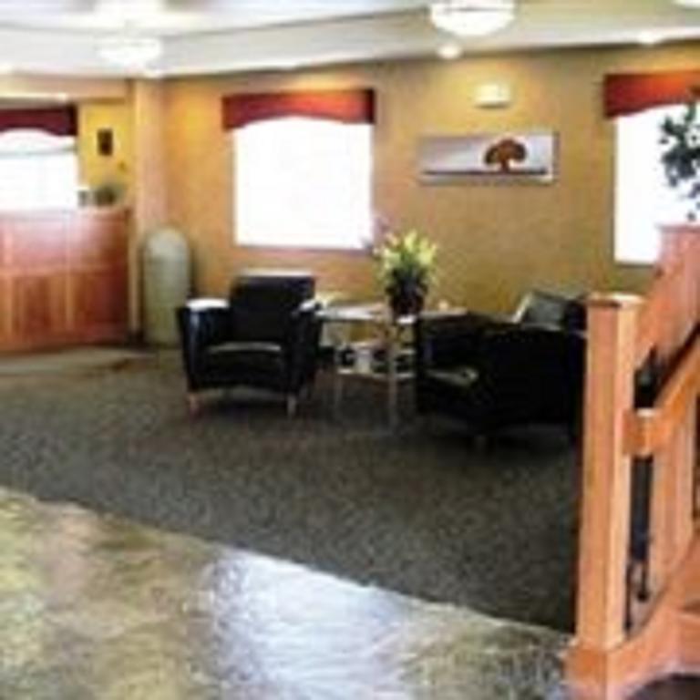 Travelodge By Wyndham Clinton Valley West Court エクステリア 写真